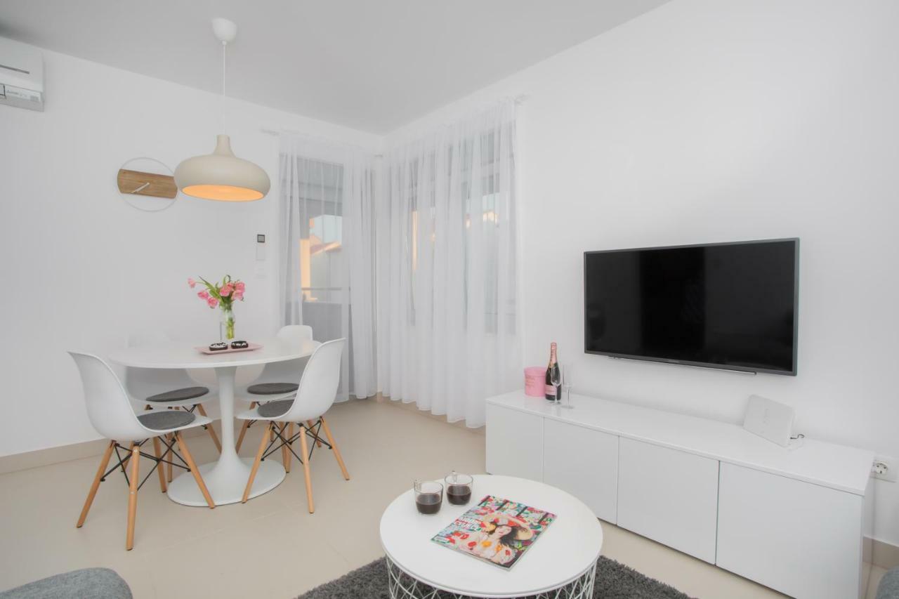 Apartment Luni Primošten Dış mekan fotoğraf